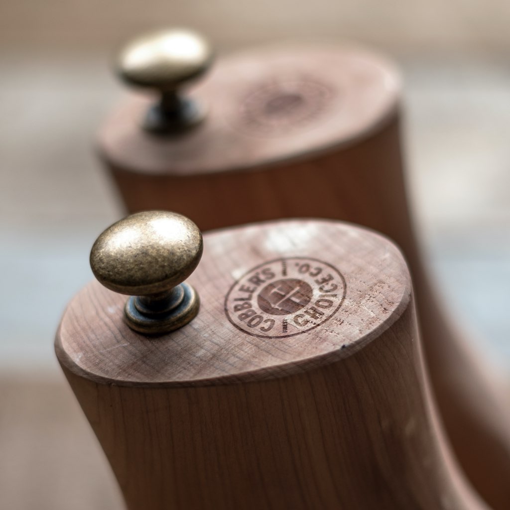 Men's Cedar Boot Tree - Image 6