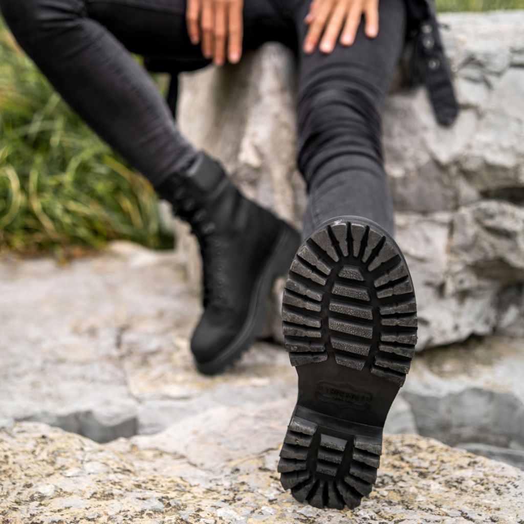 Explorer | Black Matte - Image 8