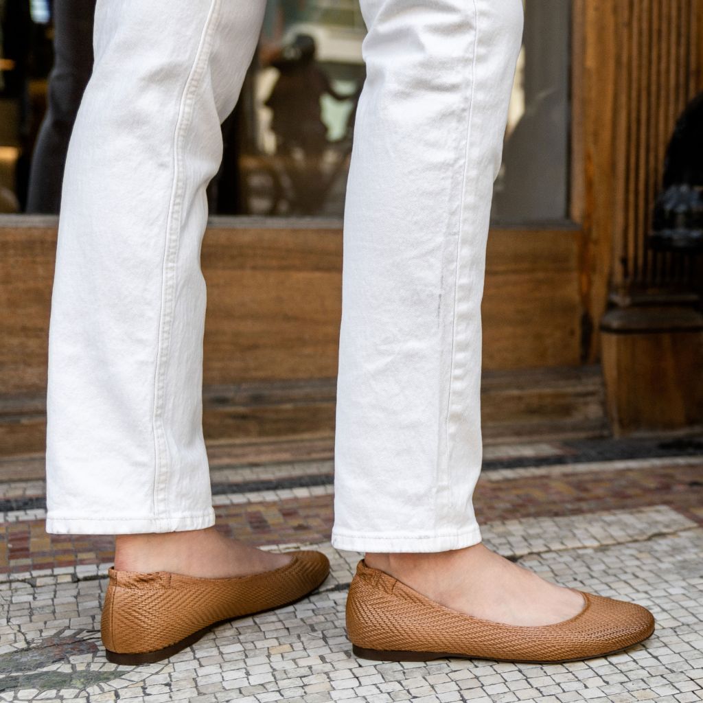 Scrunch | Tan Embossed - Image 6