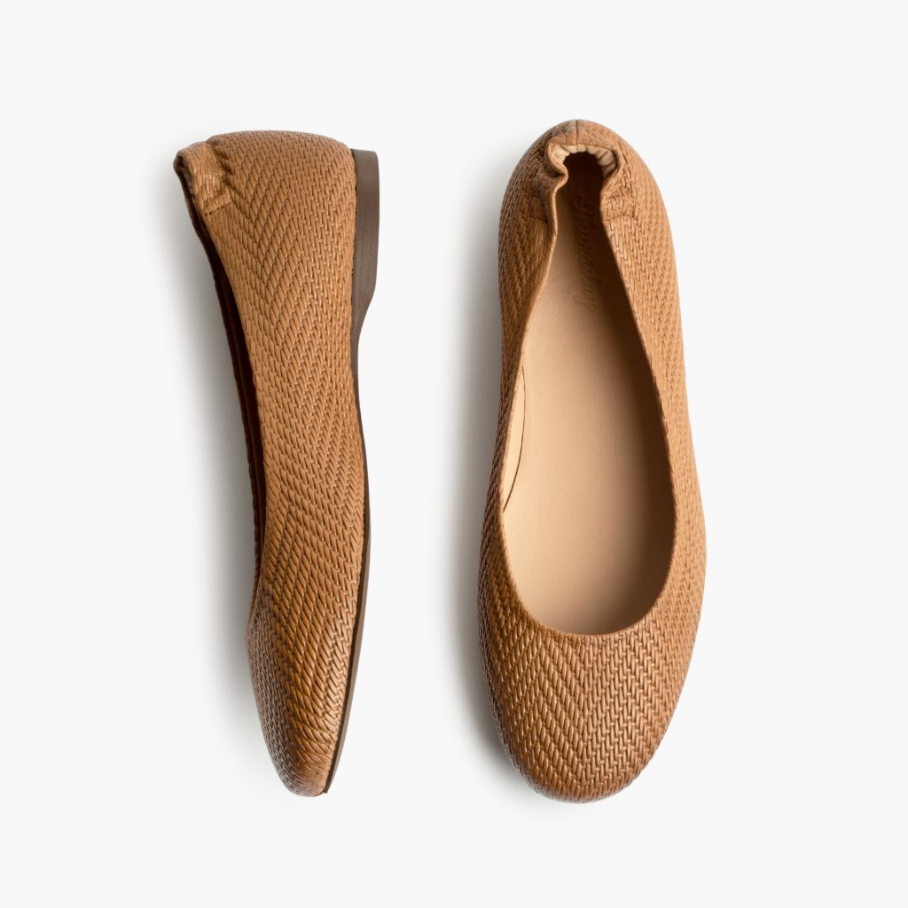 Scrunch | Tan Embossed - Image 3