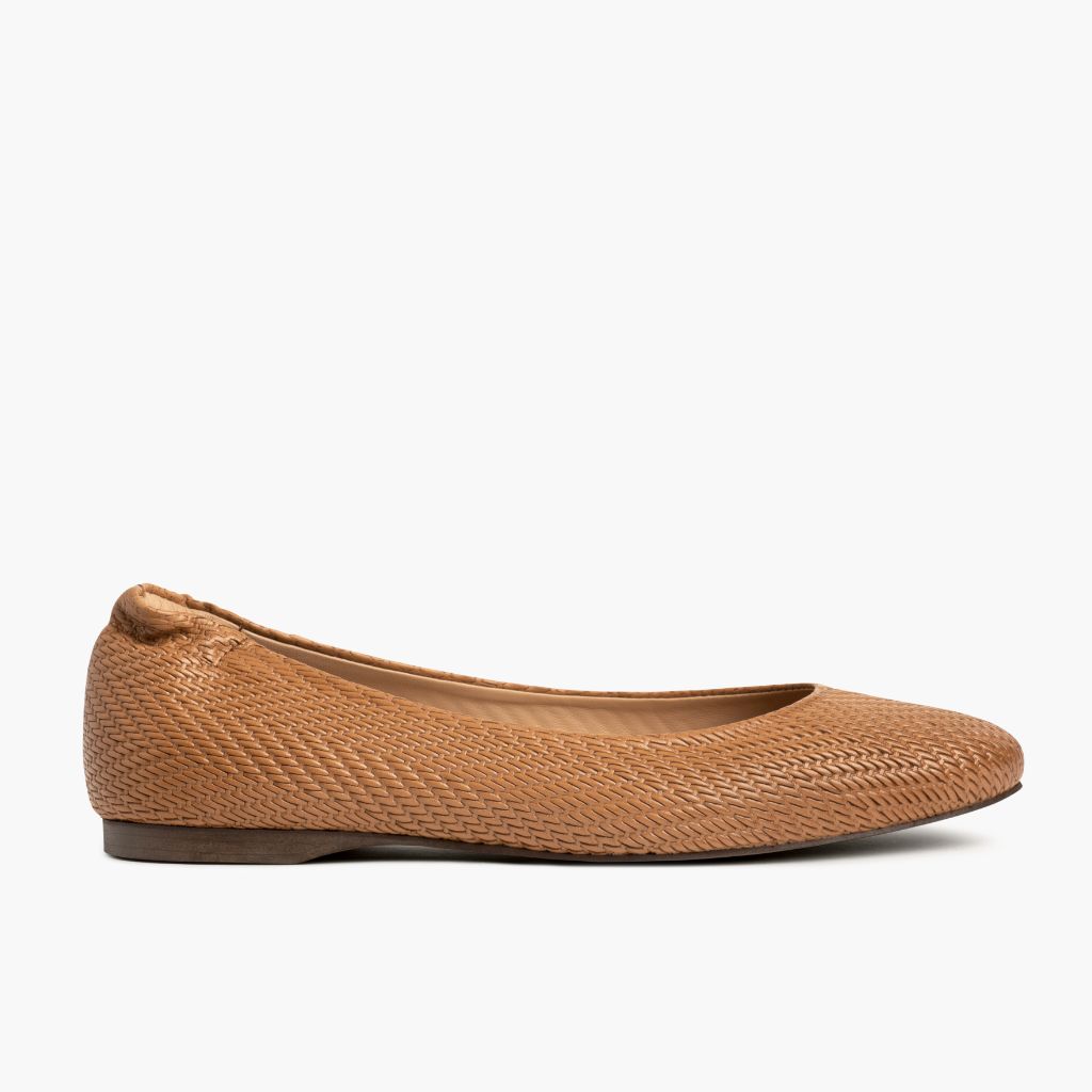 Scrunch | Tan Embossed - Image 2